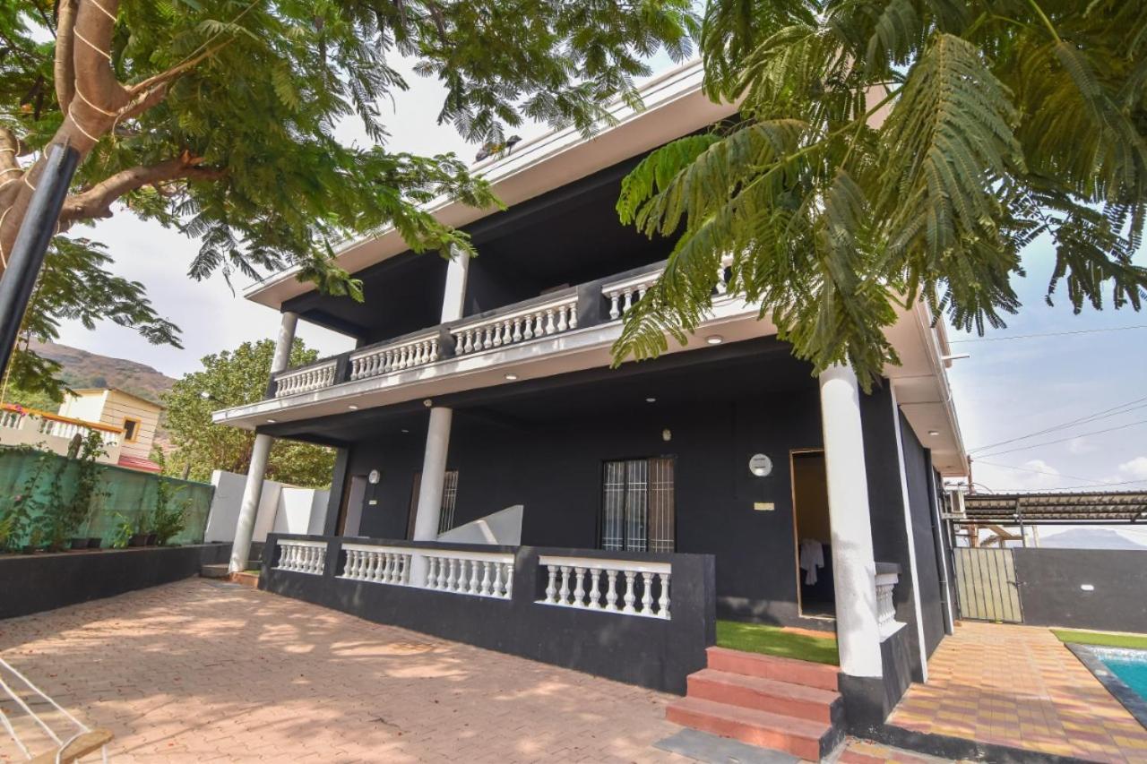 Empyrean Stay Ll 3Bhk Ll Black Horse Villa Ll Ac Ll Private Pool Ll Wifi II Lux Ll Lonavala Luaran gambar