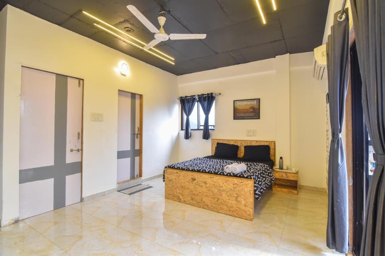 Empyrean Stay Ll 3Bhk Ll Black Horse Villa Ll Ac Ll Private Pool Ll Wifi II Lux Ll Lonavala Luaran gambar